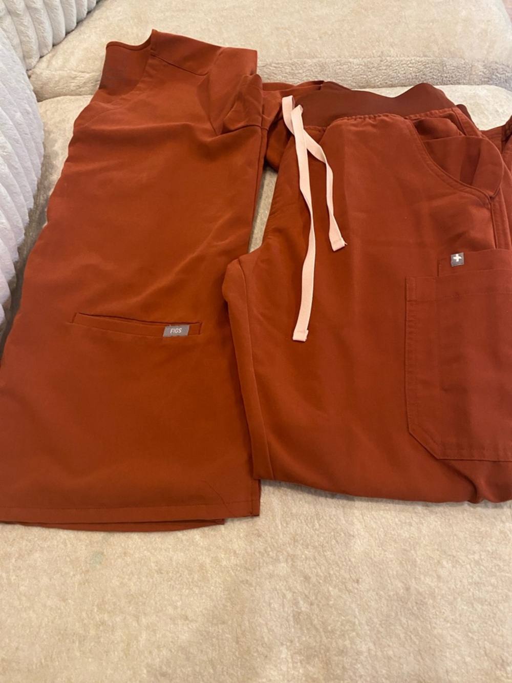 Figs Women's Scrub Set in Rust with Cream Drawstrings